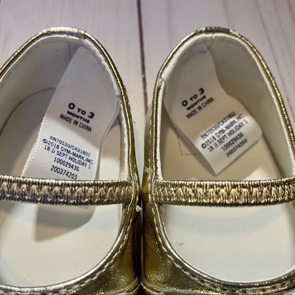 Janie and Jack Gold Crib Shoes EUC - Picture 4 of 4